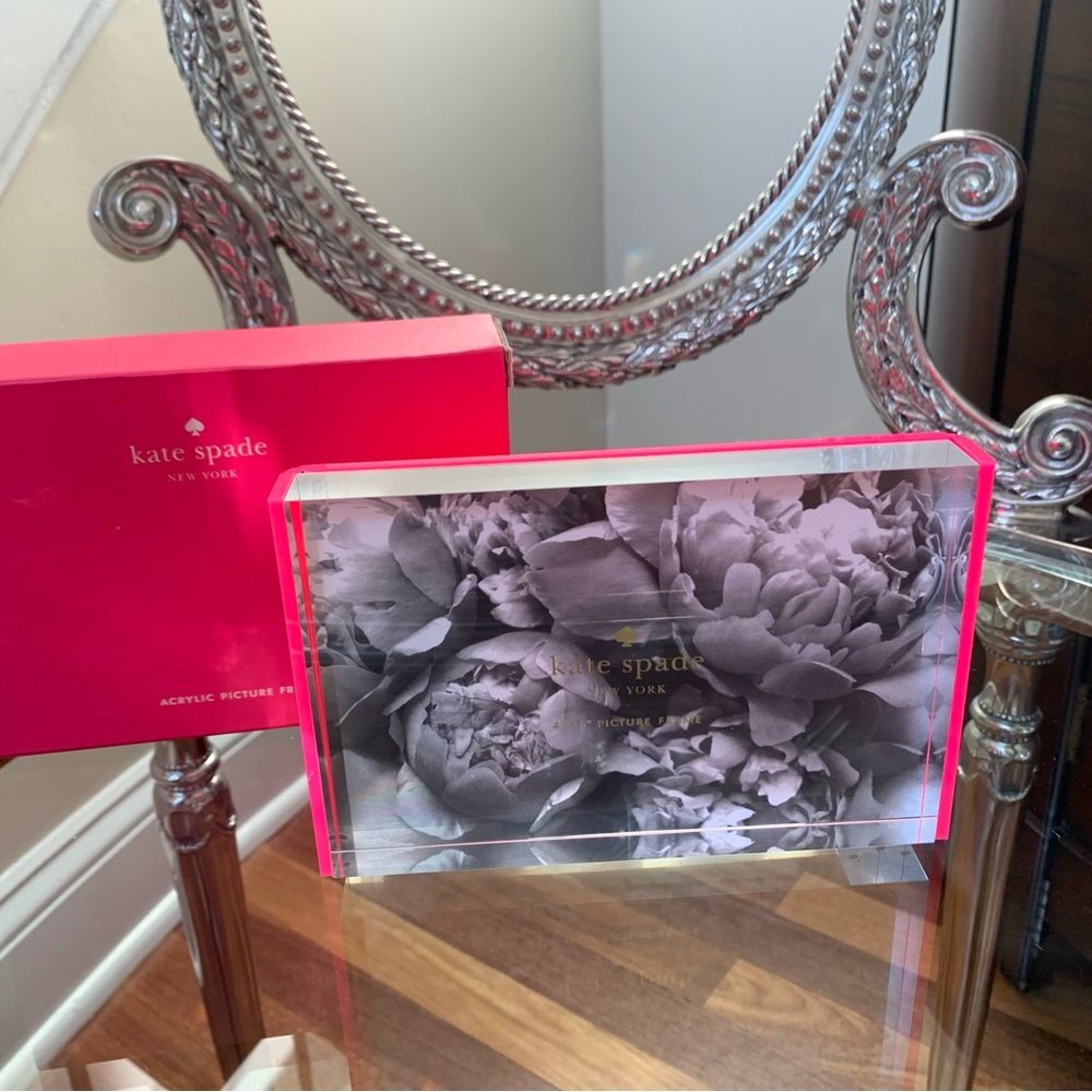 Kate Spade picture frame, new!